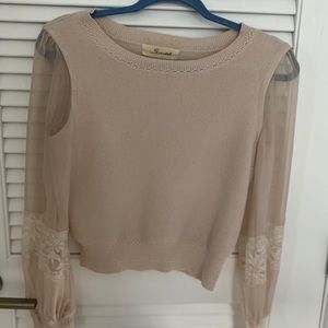 Sweater with lace sleeves design- pale pink color